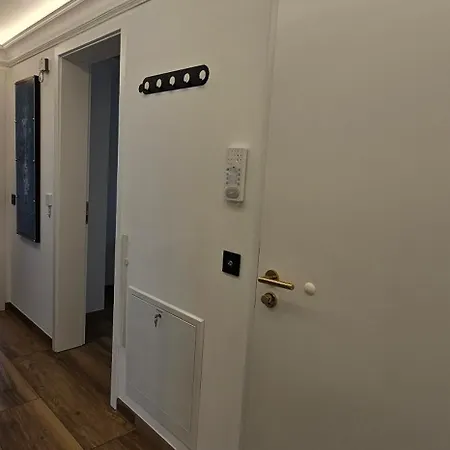 Exotic Tropical Palace Apartment Stuttgart