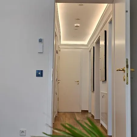 Exotic Tropical Palace Apartment Stuttgart