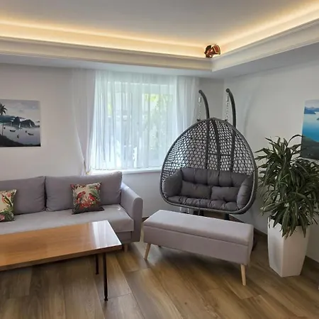 Exotic Tropical Palace Apartamento Stuttgart